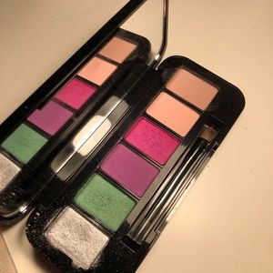 Buxom custom shadow palette